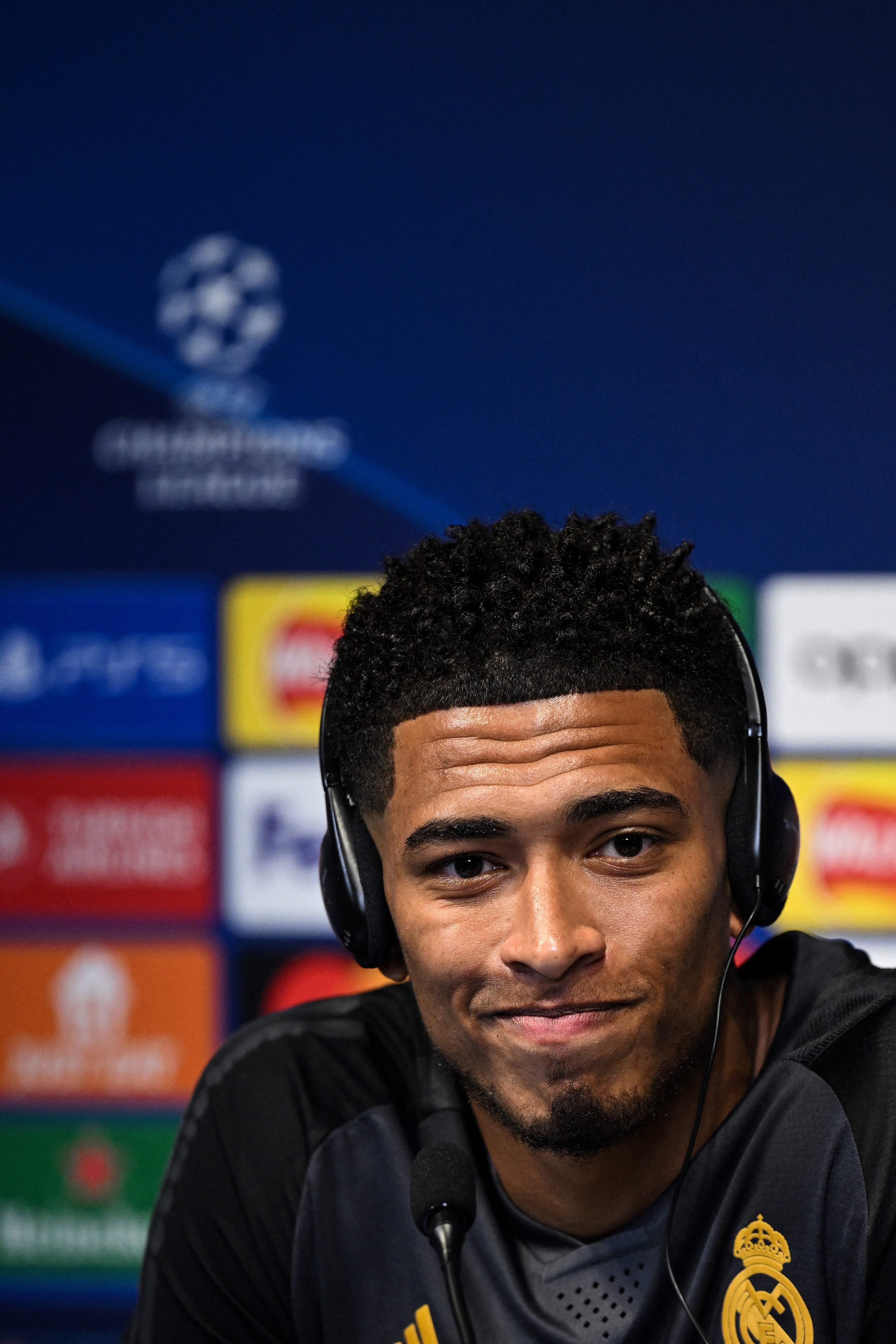 爱游戏电竞赛前体能课后，法兰克福防线松动备战欧冠，更衣室稳定，数据趋势出现新变化的简单介绍