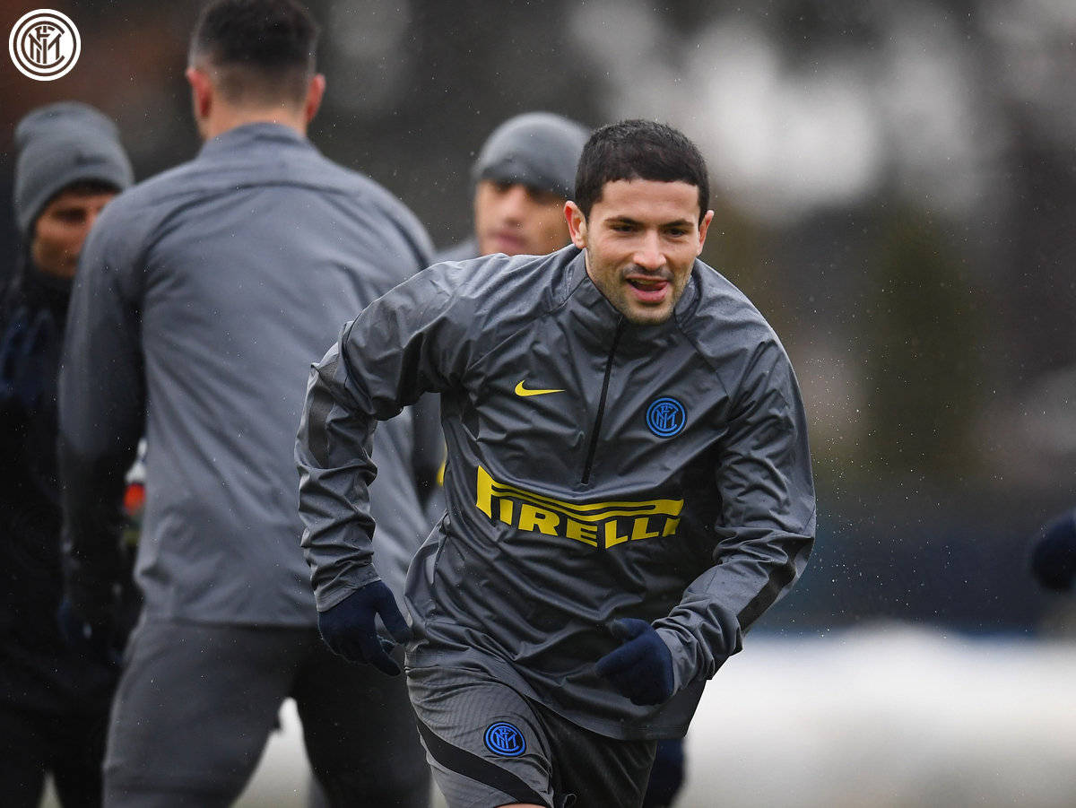 赛前体能课后，法兰克福防线松动备战欧冠，更衣室稳定，数据趋势出现新变化的简单介绍