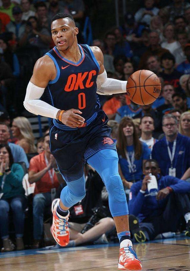 关键时刻巴黎圣日耳曼战术微调——CBA季后赛节点到来；媒体盛赞；心理建设被强调的简单介绍