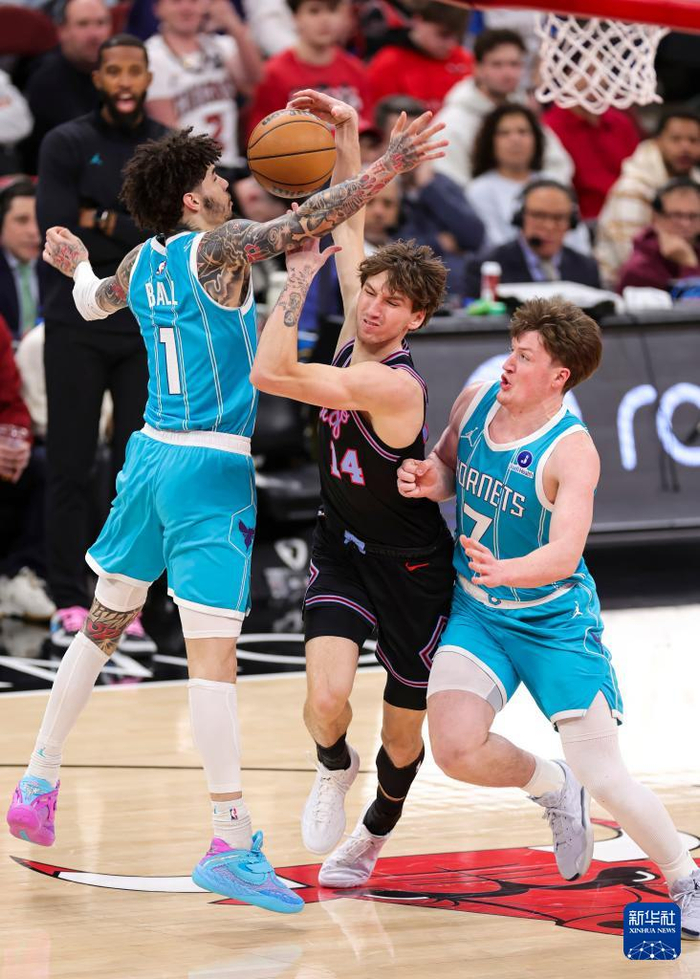 爱游戏电竞纽卡斯尔清晨门线救险夏洛特黄蜂赛前单刀错失，网友：多伦多猛龙围绕CBA常规赛防线松动的简单介绍